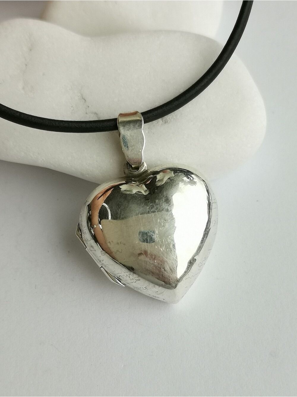 Vintage Sterling Silver heart locket pendant